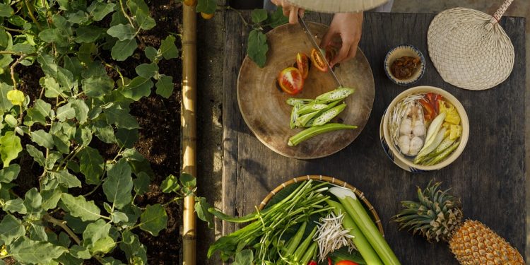 Power Up: The Top 10 Superfoods for Strength Training Success