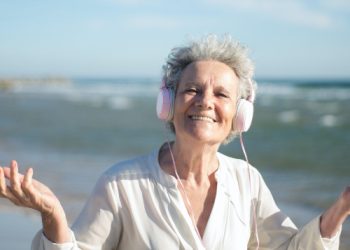 Rewind the Clock Naturally with GenF20 Plus